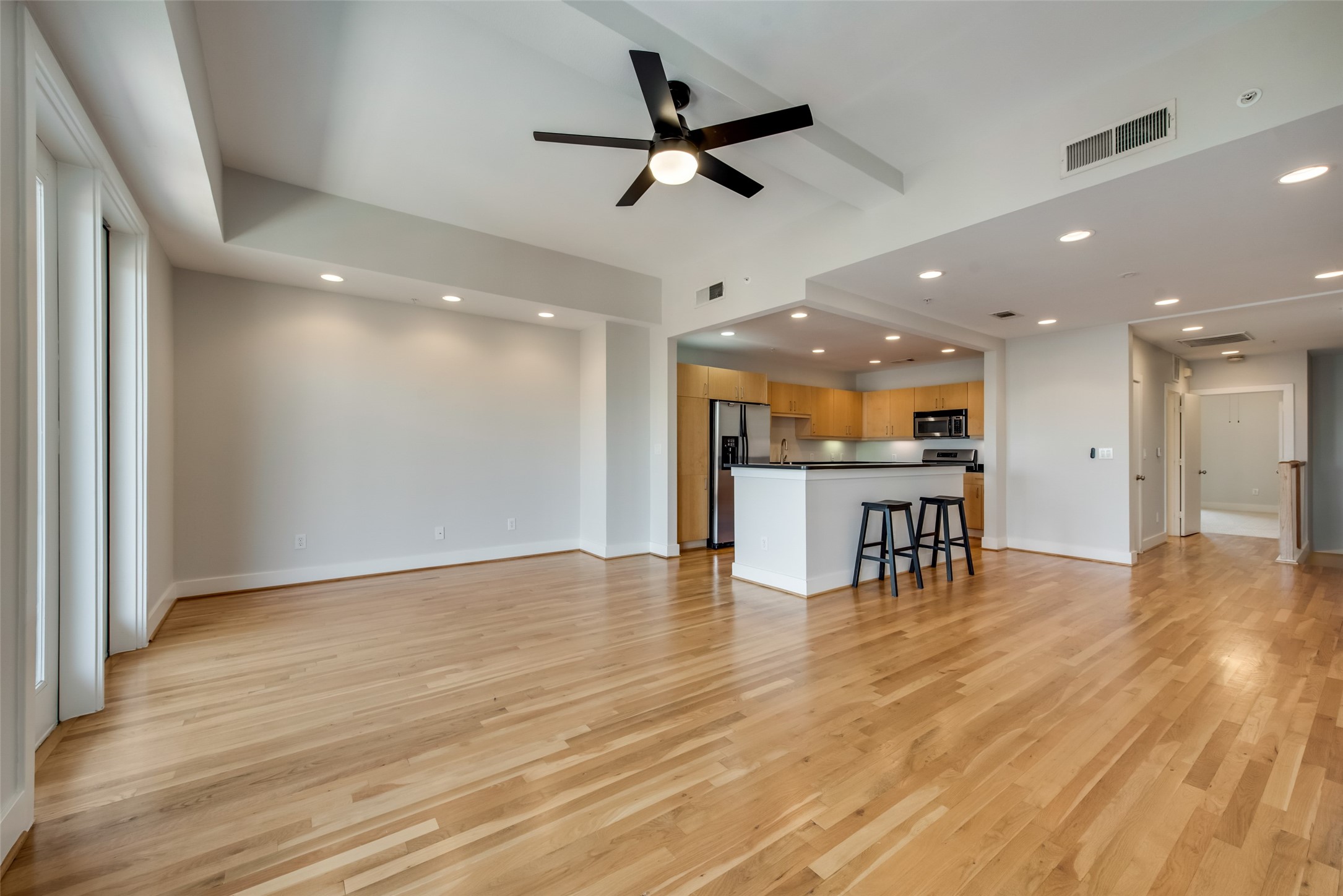 5055 Addison Circle Addison TX 75001