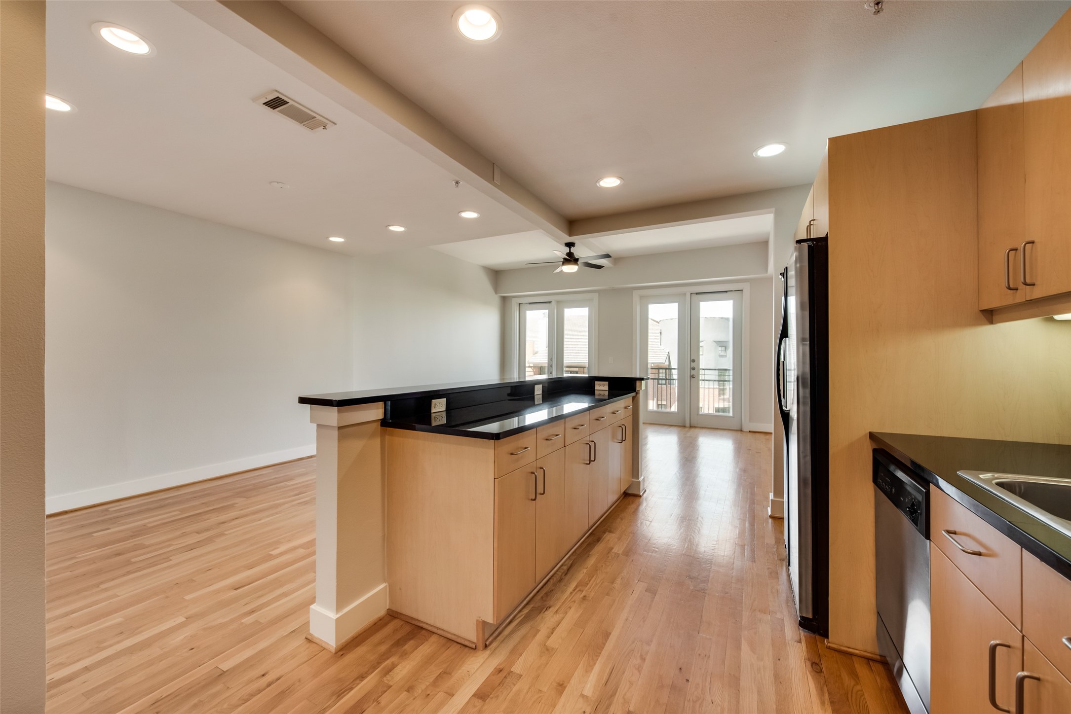 5055 Addison Circle Addison TX 75001