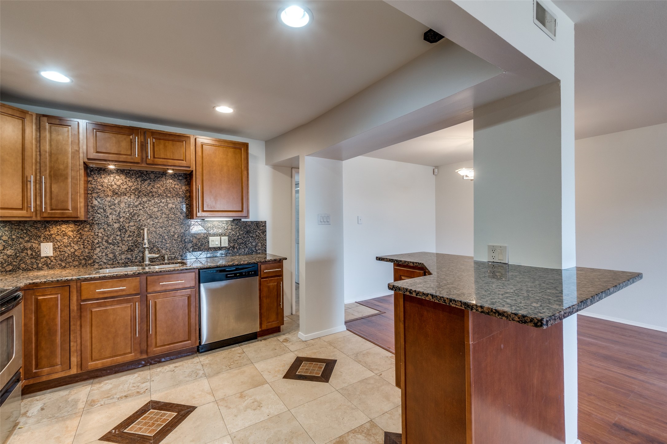 4800 Northway Drive Dallas TX 75206