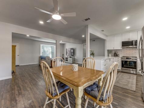 6037 Sandhurst Lane Dallas TX 75206