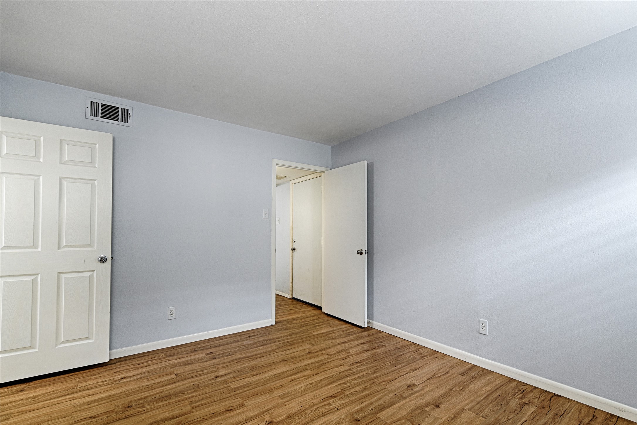 5335 Bent Tree Forest Drive Dallas TX 75248