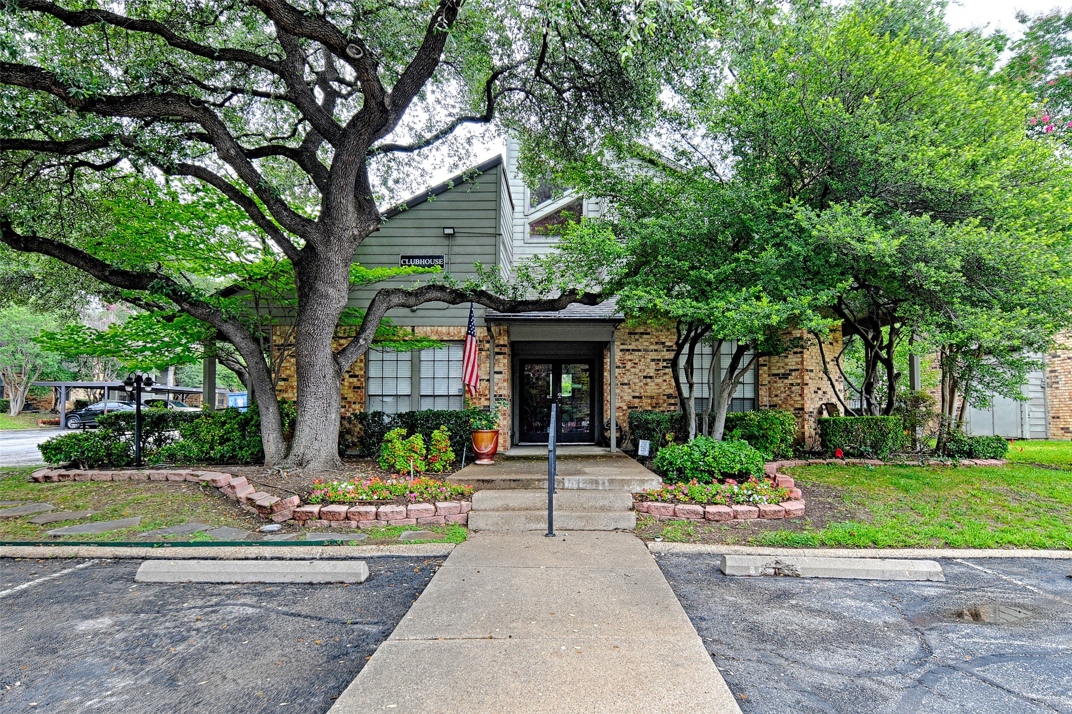 5335 Bent Tree Forest Drive Dallas TX 75248