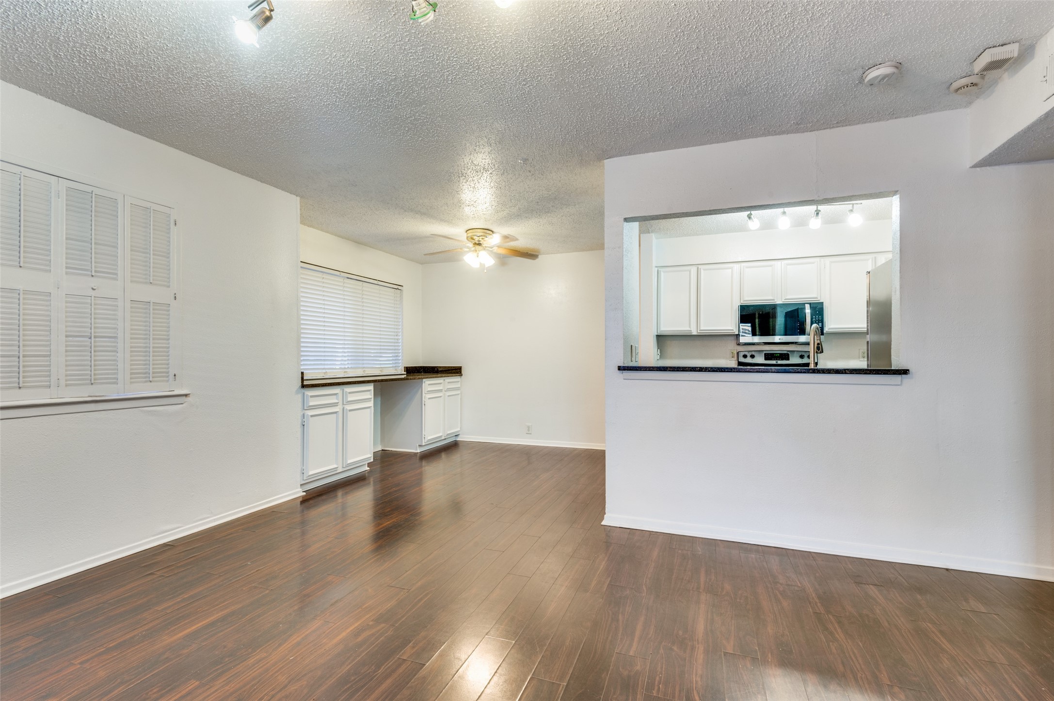 4304 Westminster Drive Irving TX 75038