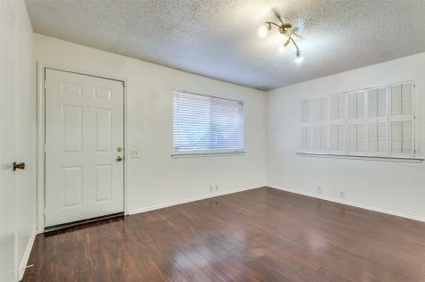 4304 Westminster Drive Irving TX 75038