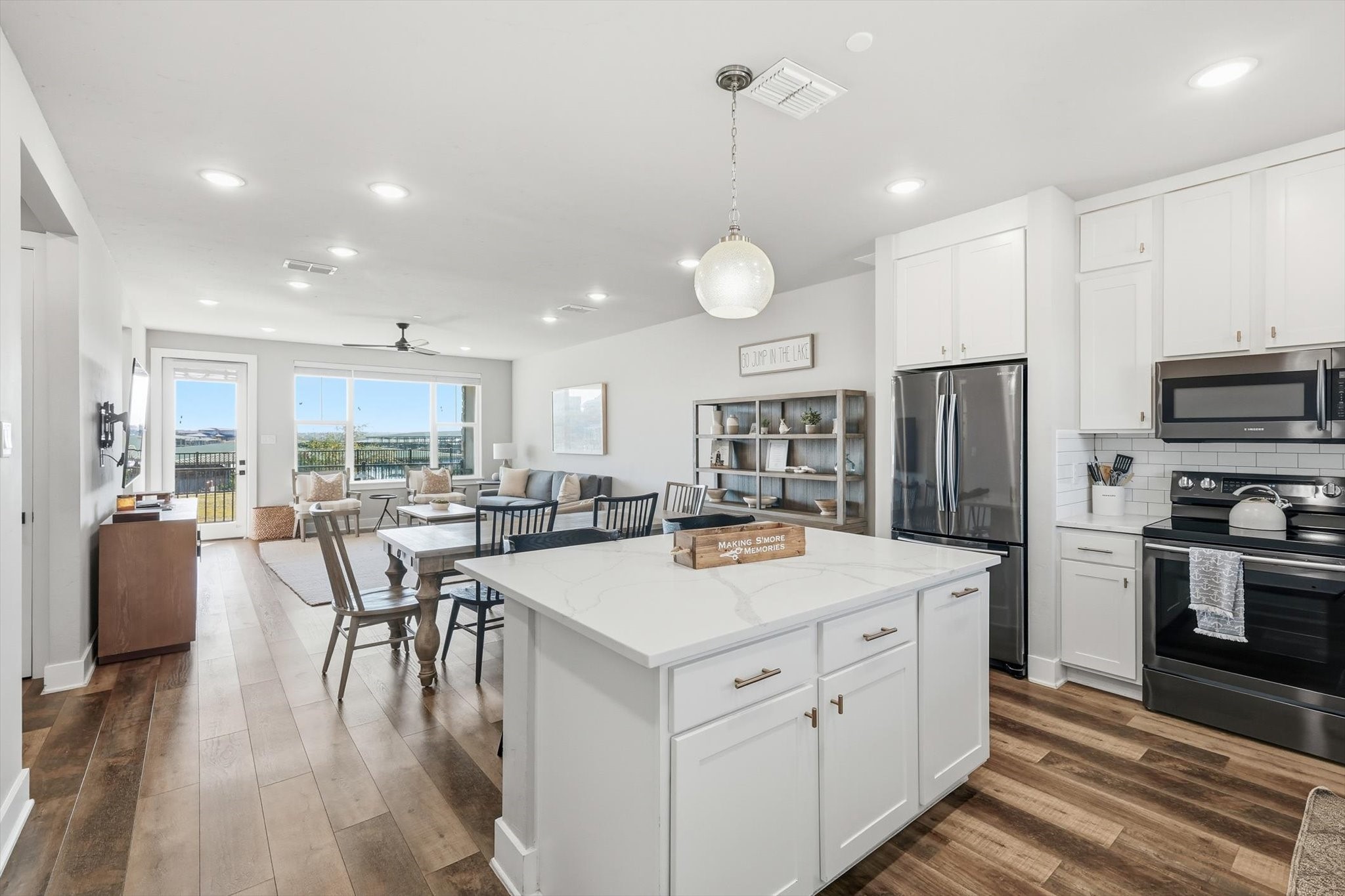 3412 Scenic Point Road Graford TX 76449