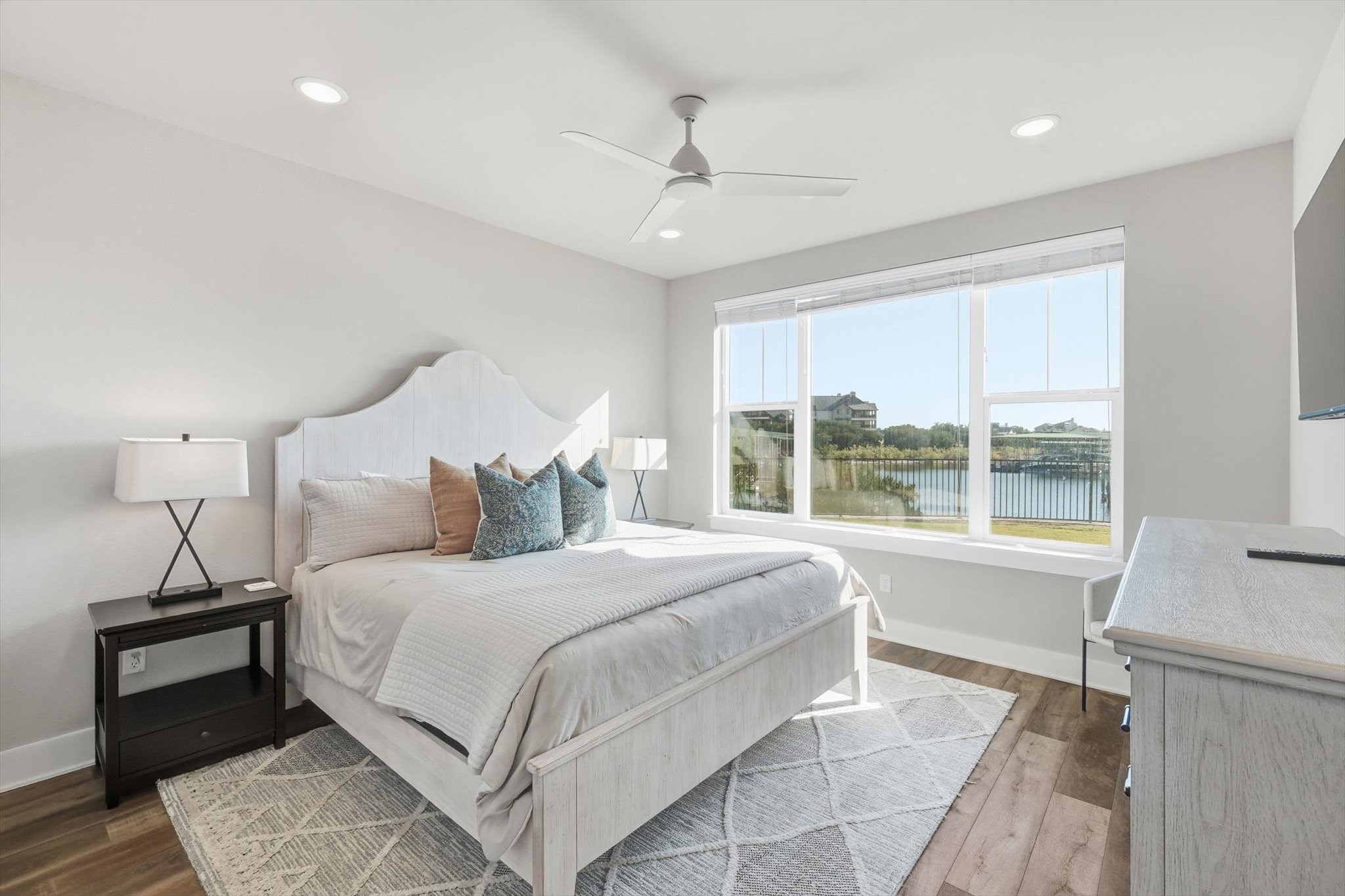 3412 Scenic Point Road Graford TX 76449