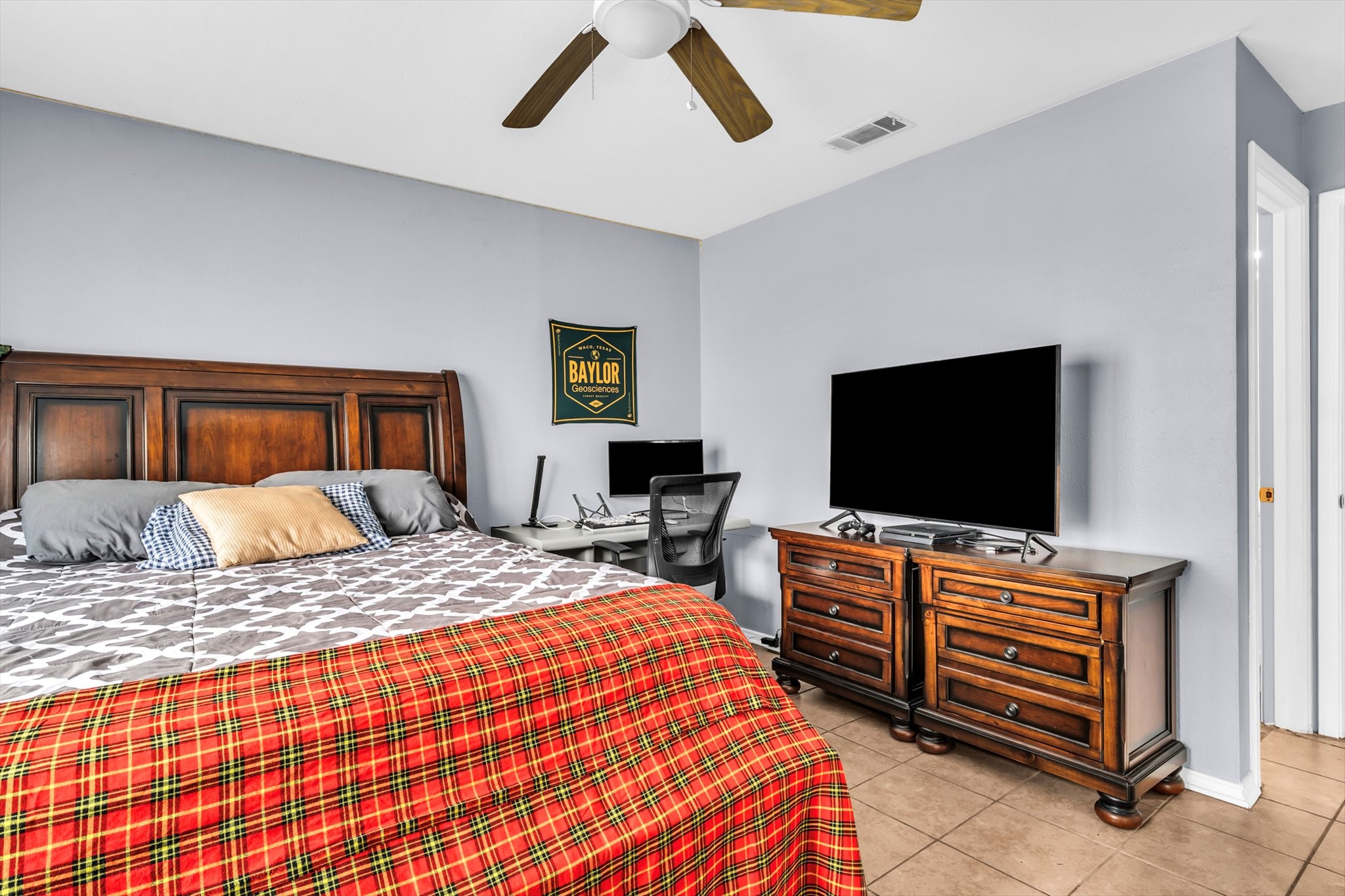 1302 Speight Avenue Waco TX 76706