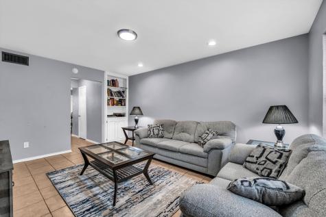 1302 Speight Avenue Waco TX 76706