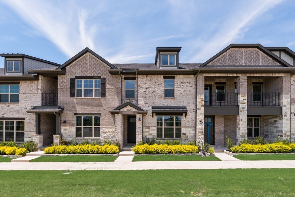 1920 Watermark Mews Rowlett TX 75088