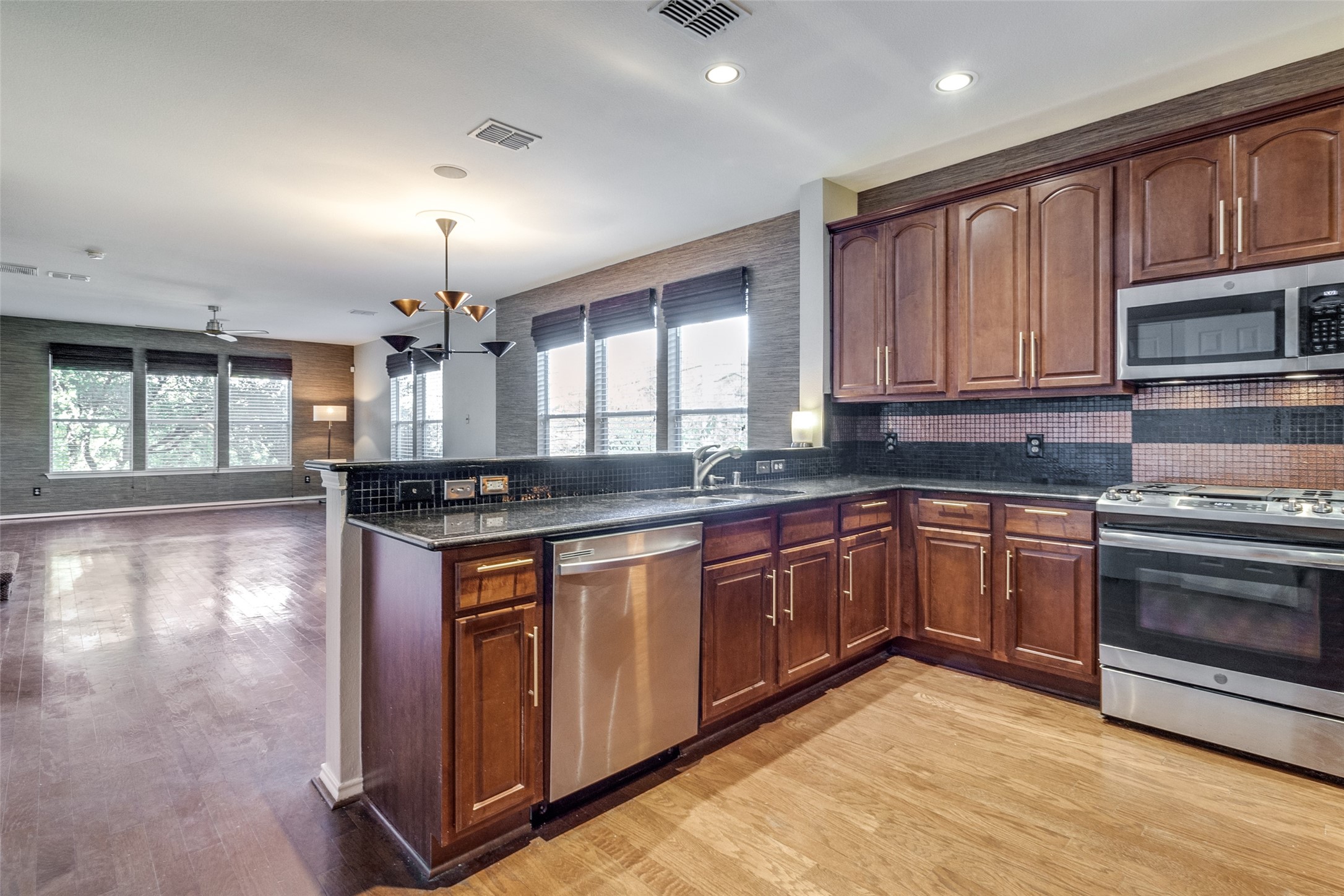 7416 Coronado Avenue Dallas TX 75214