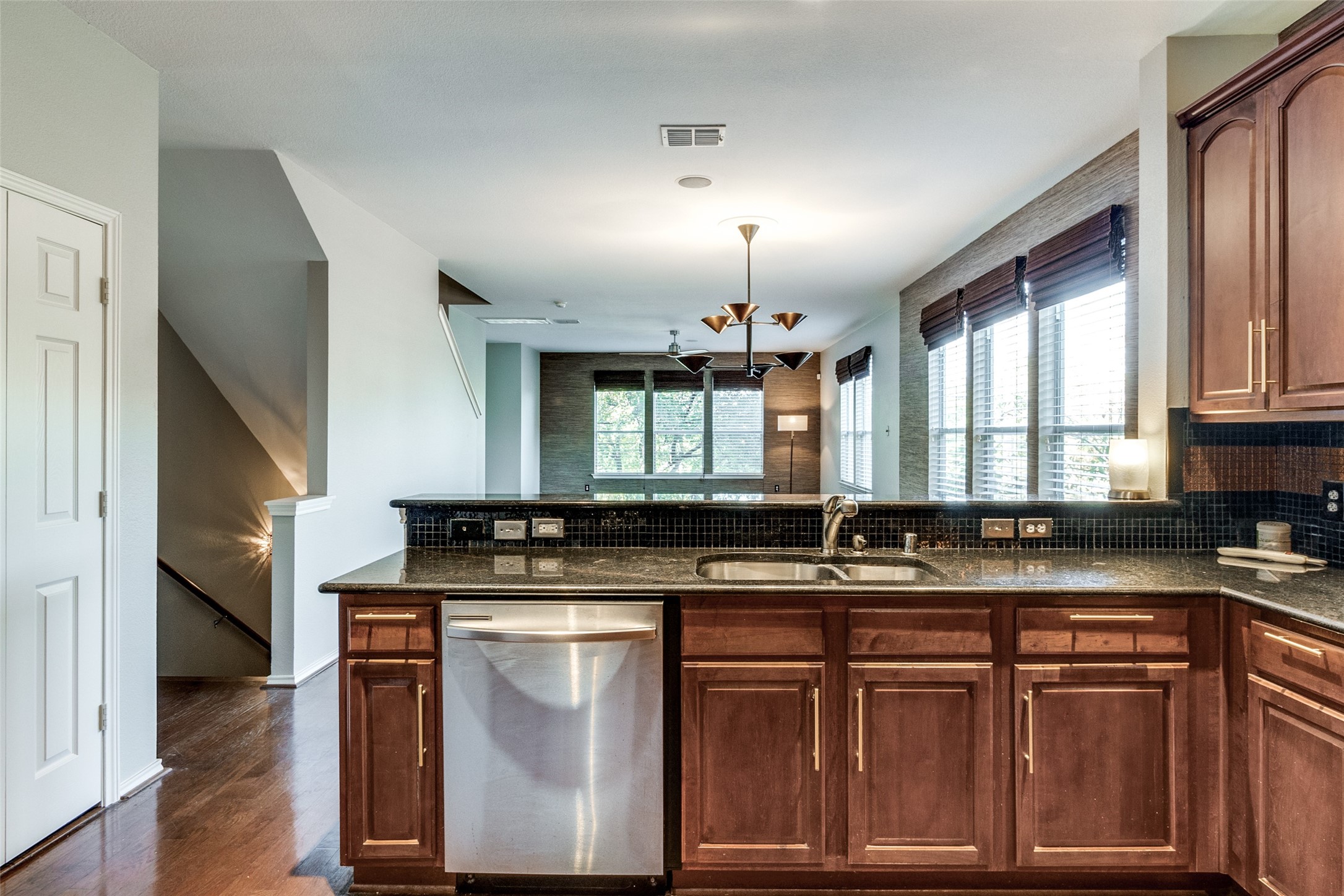 7416 Coronado Avenue Dallas TX 75214