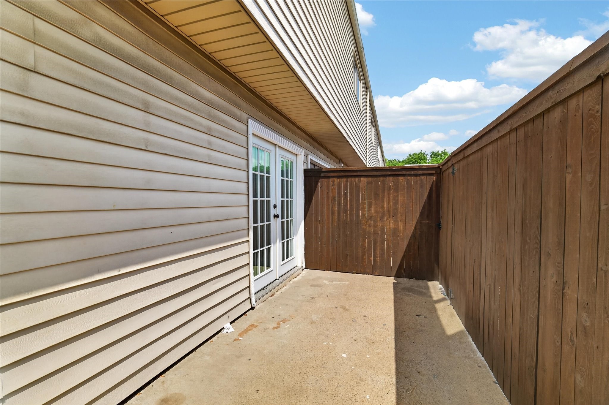 9852 Brockbank Drive Dallas TX 75220