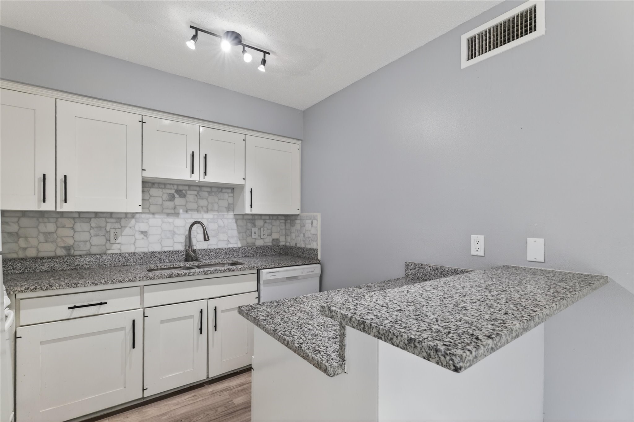 9852 Brockbank Drive Dallas TX 75220