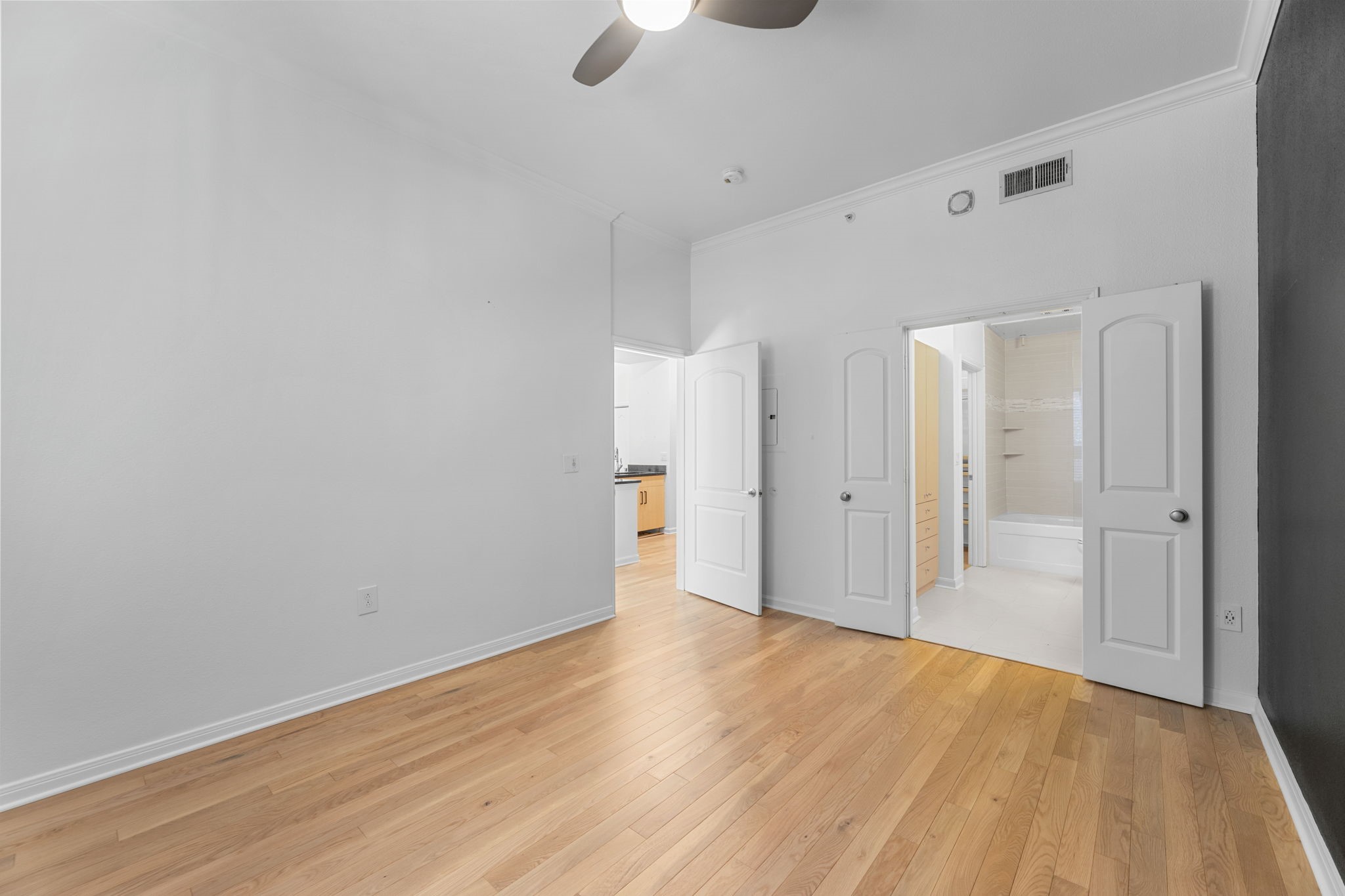 3225 Turtle Creek Boulevard Dallas TX 75219