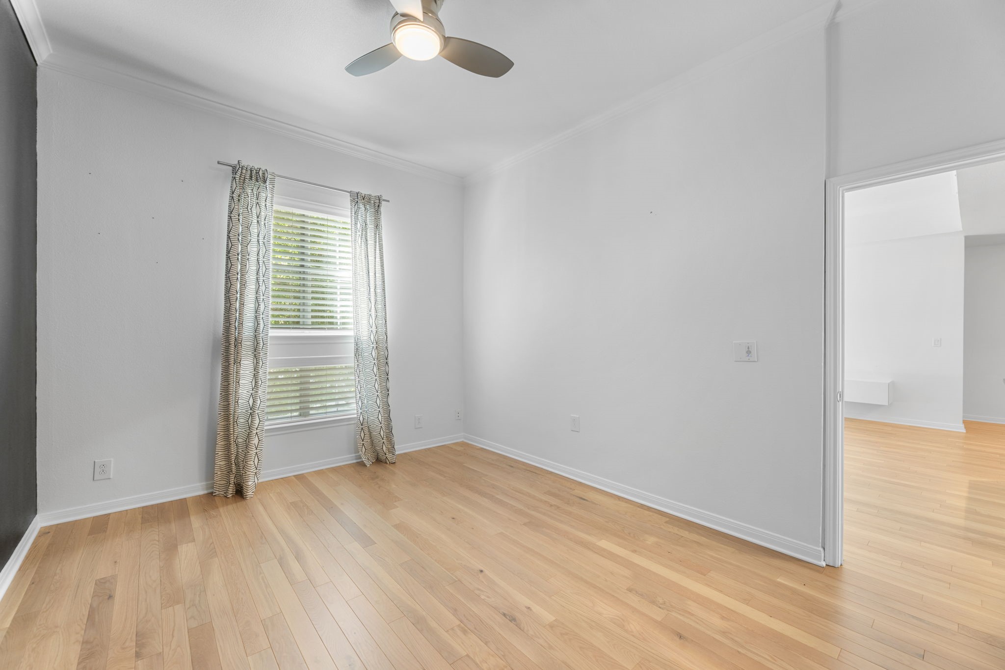 3225 Turtle Creek Boulevard Dallas TX 75219