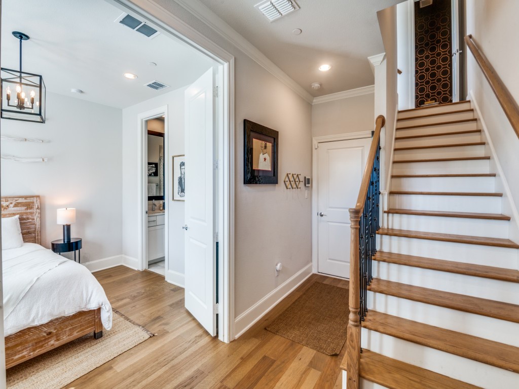 2114 Wenge Lane Dallas TX 75219