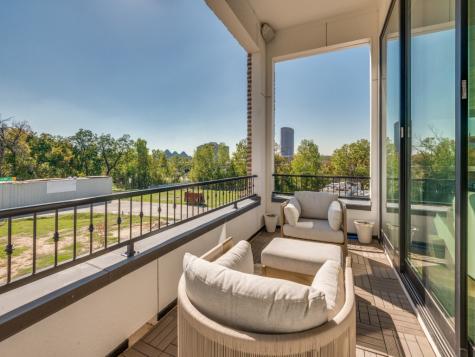 2114 Wenge Lane Dallas TX 75219