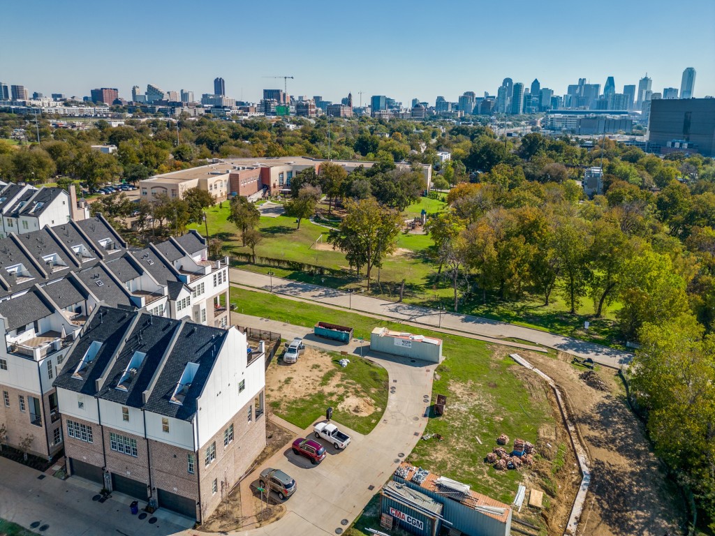 2114 Wenge Lane Dallas TX 75219