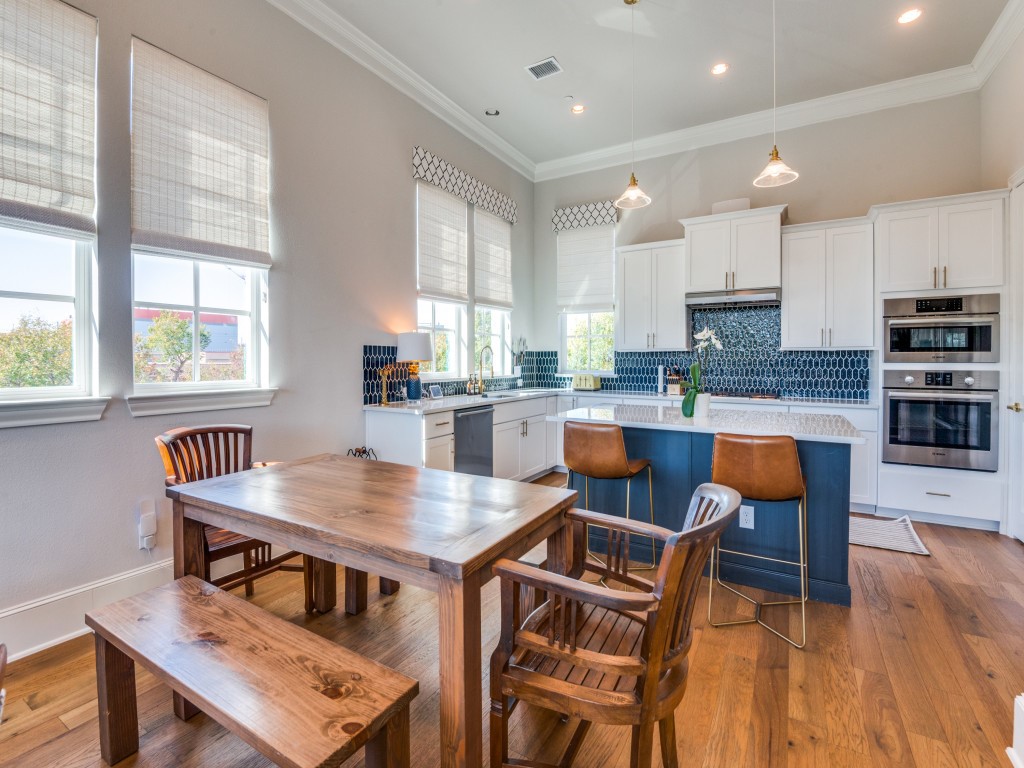 2114 Wenge Lane Dallas TX 75219
