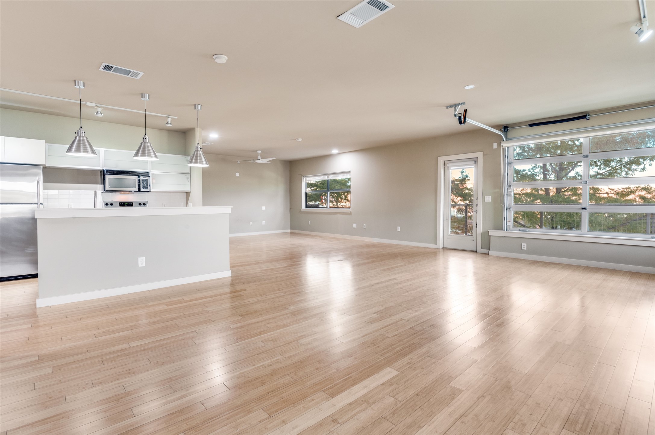 1111 S Akard Street Dallas TX 75215