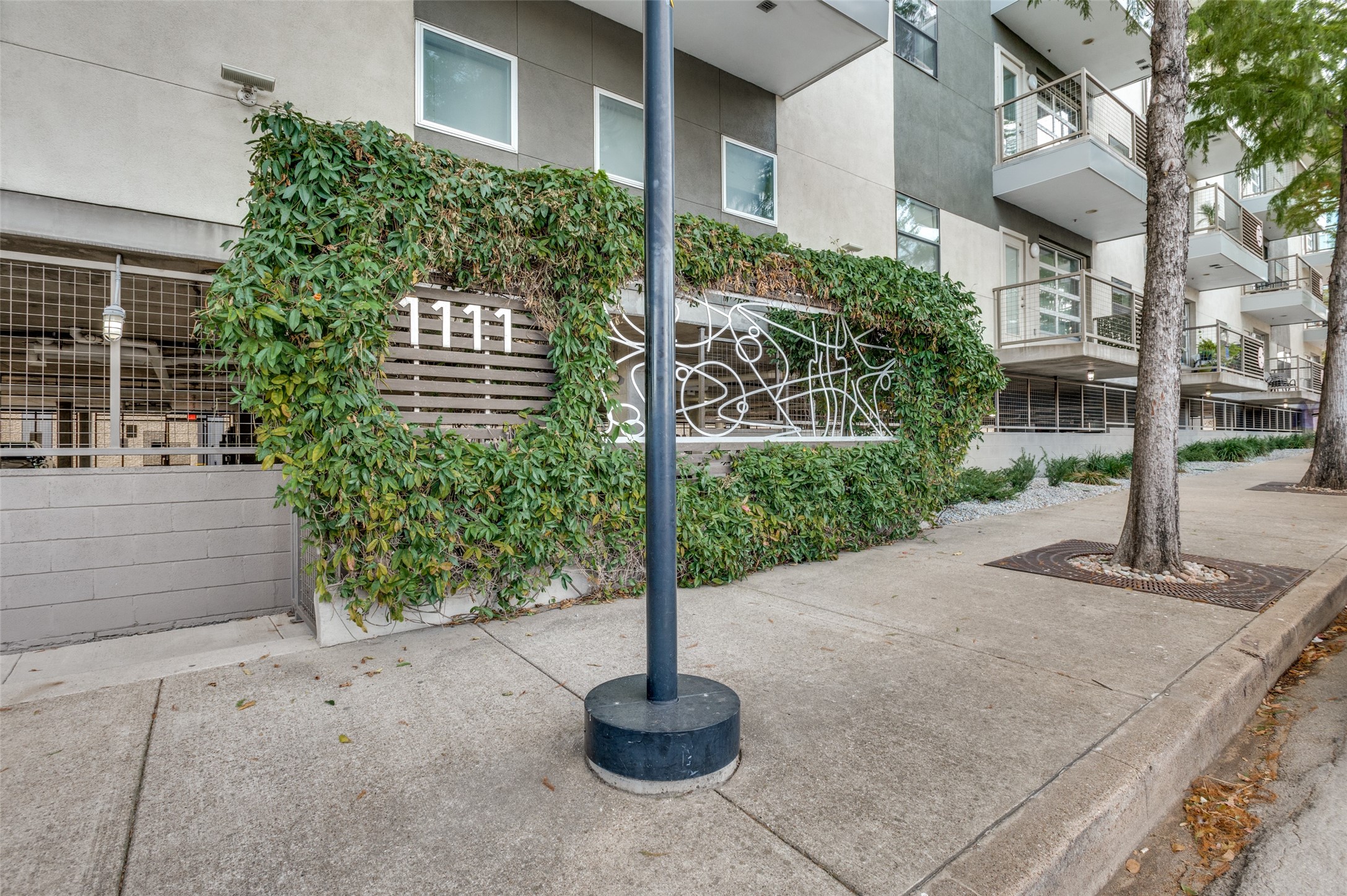 1111 S Akard Street Dallas TX 75215