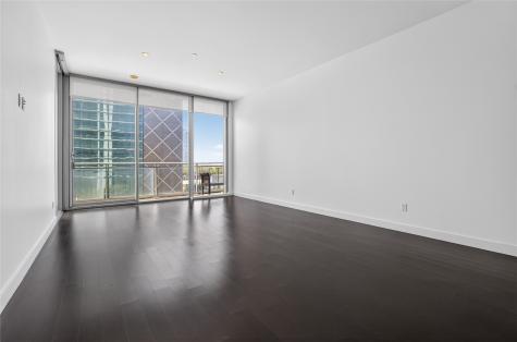 2900 Mckinnon Street Dallas TX 75201