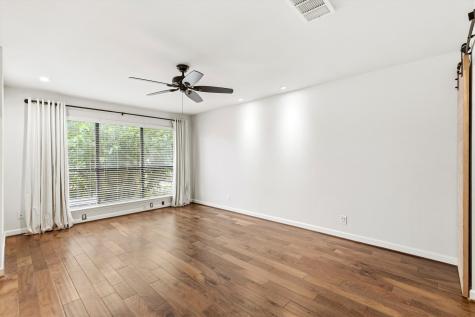 543 Josephine Street Dallas TX 75246