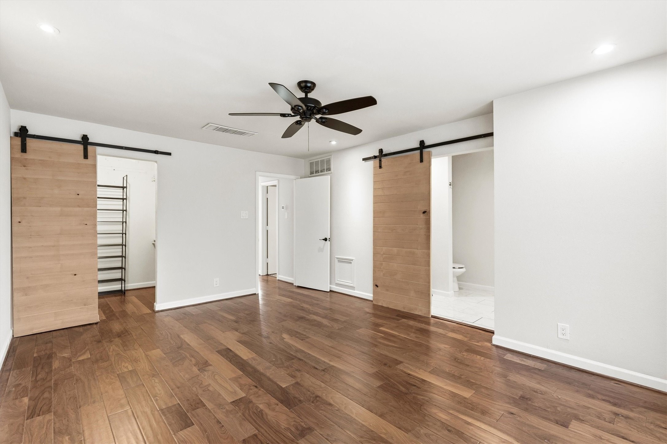 543 Josephine Street Dallas TX 75246