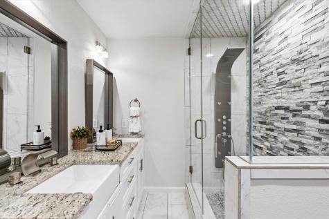 543 Josephine Street Dallas TX 75246