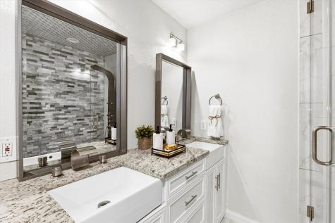543 Josephine Street Dallas TX 75246