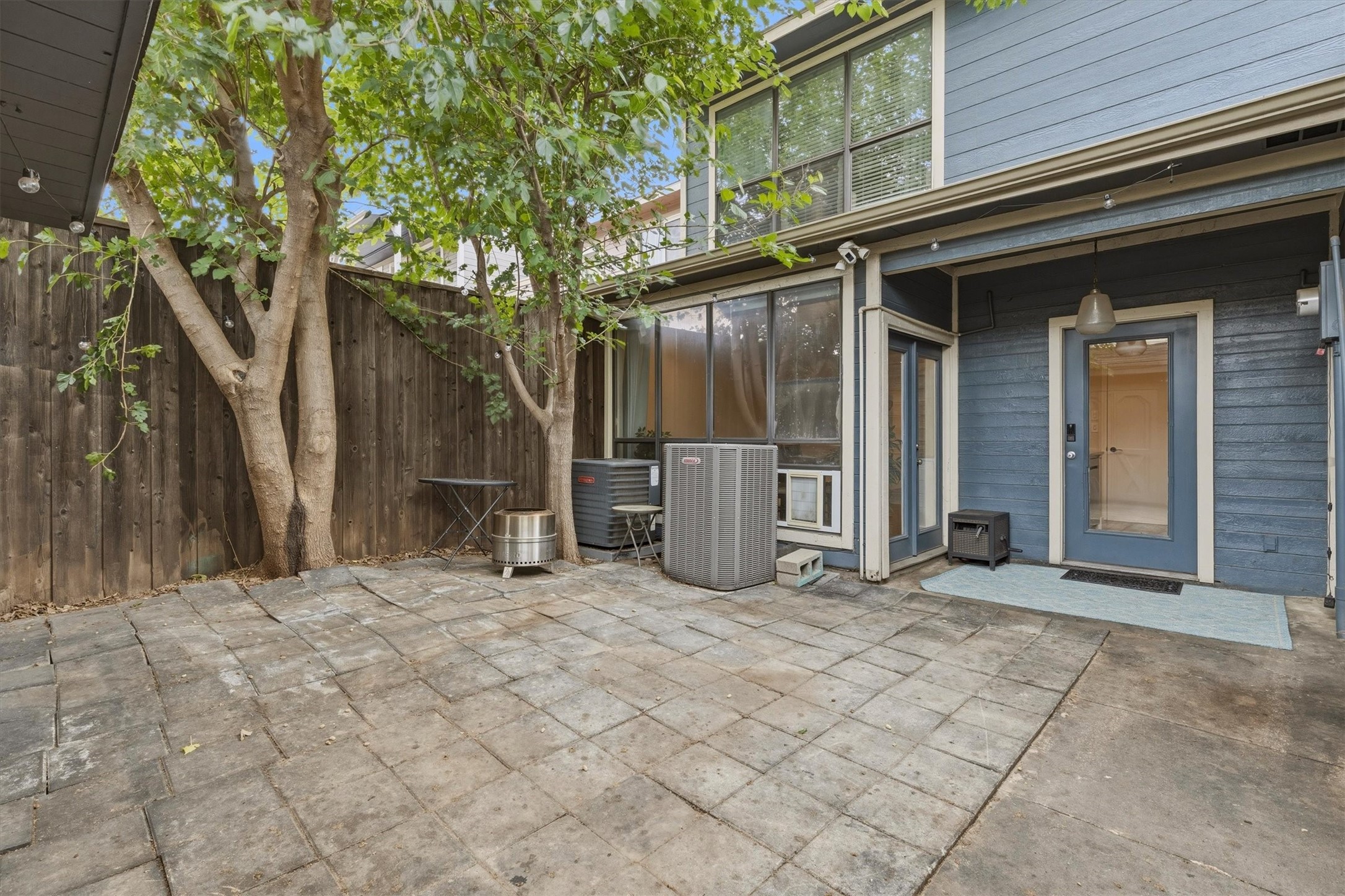 543 Josephine Street Dallas TX 75246