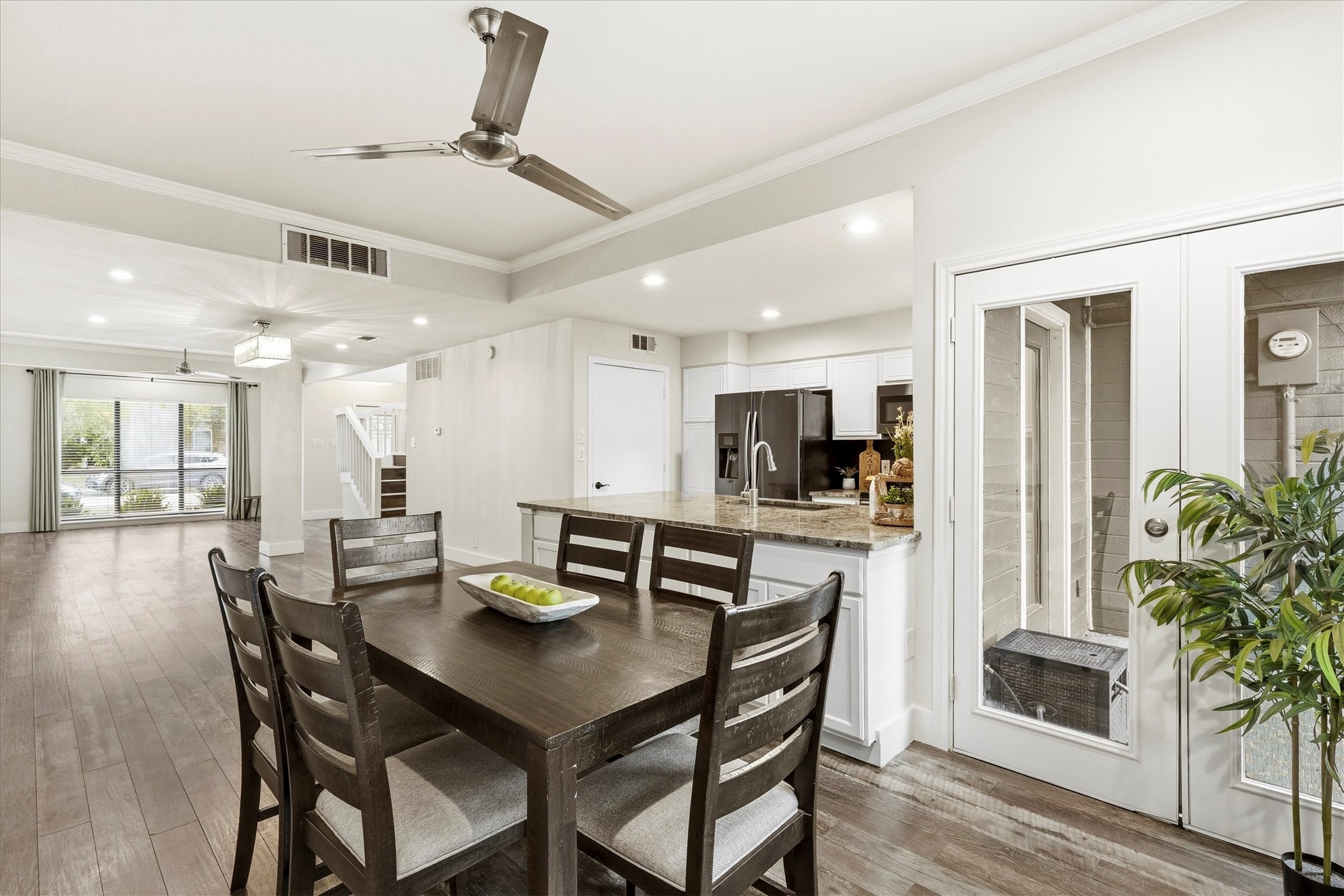 543 Josephine Street Dallas TX 75246