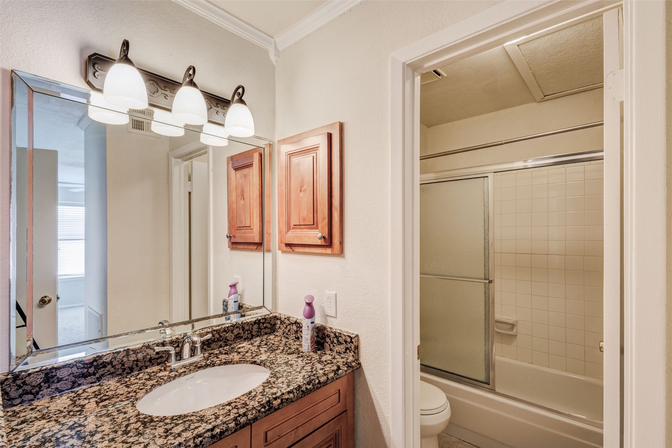 5640 Cedar Creek Drive Benbrook TX 76109