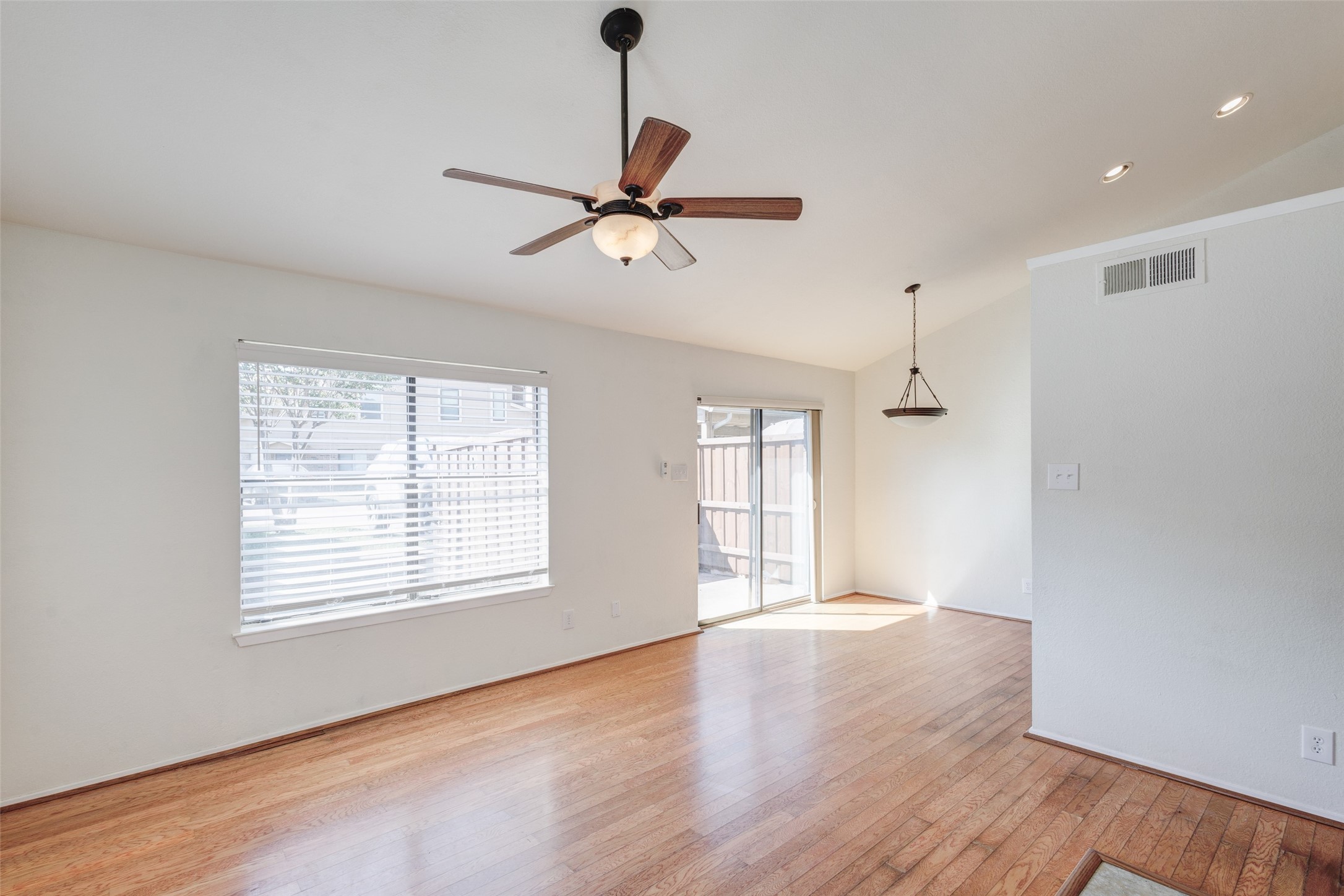 5640 Cedar Creek Drive Benbrook TX 76109