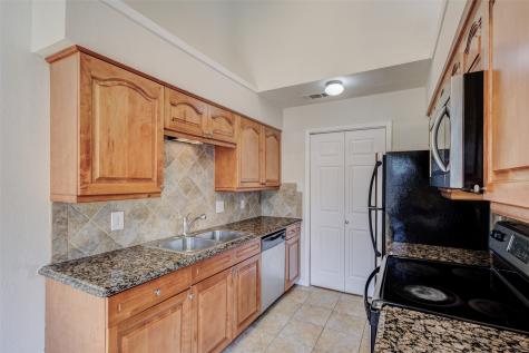 5640 Cedar Creek Drive Benbrook TX 76109