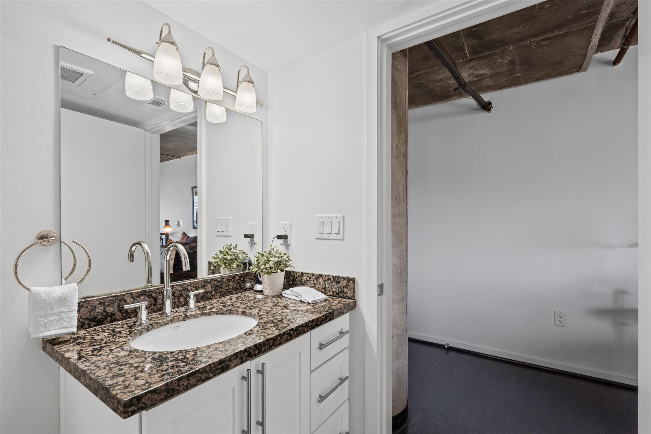 3110 Thomas Avenue Dallas TX 75204