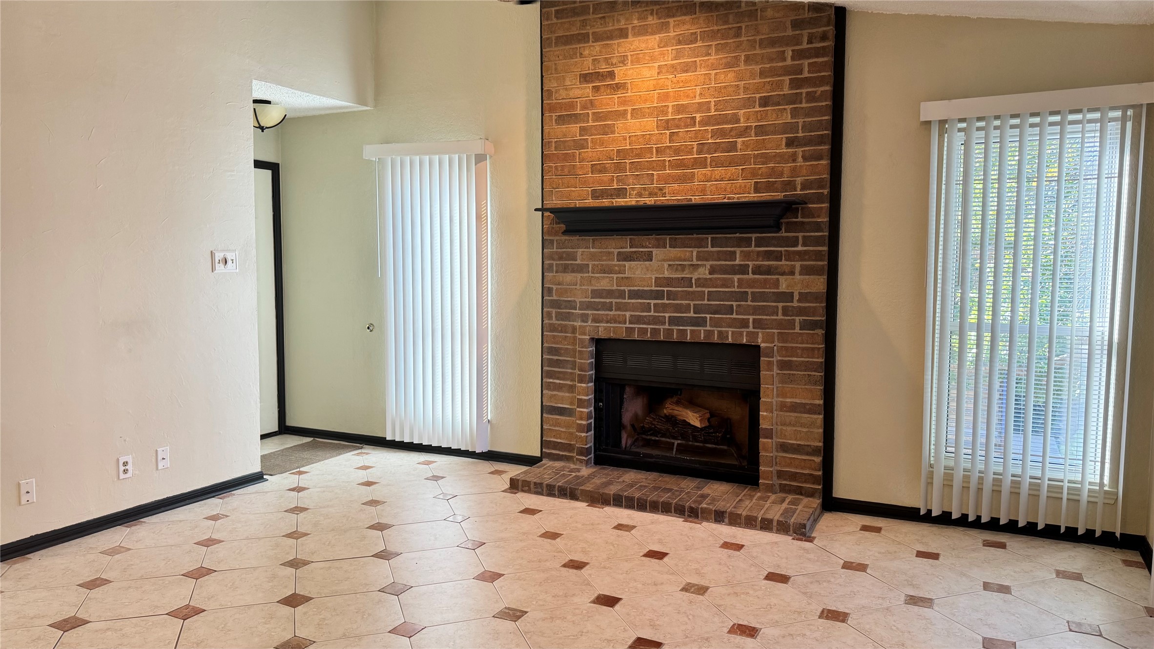 1200 Calico Lane Arlington TX 76011