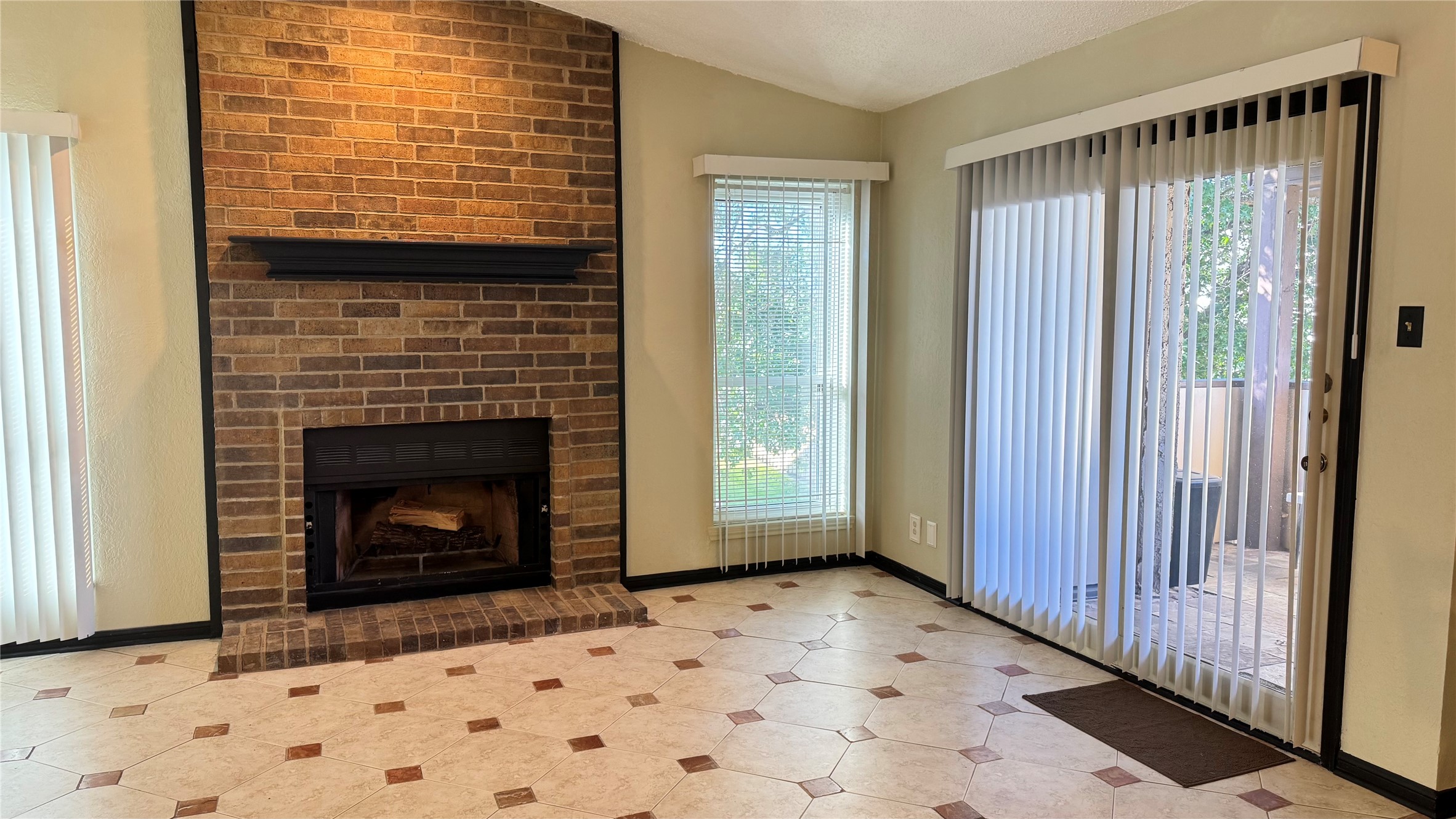 1200 Calico Lane Arlington TX 76011