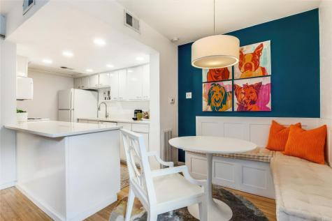 4044 Buena Vista Street Dallas TX 75204