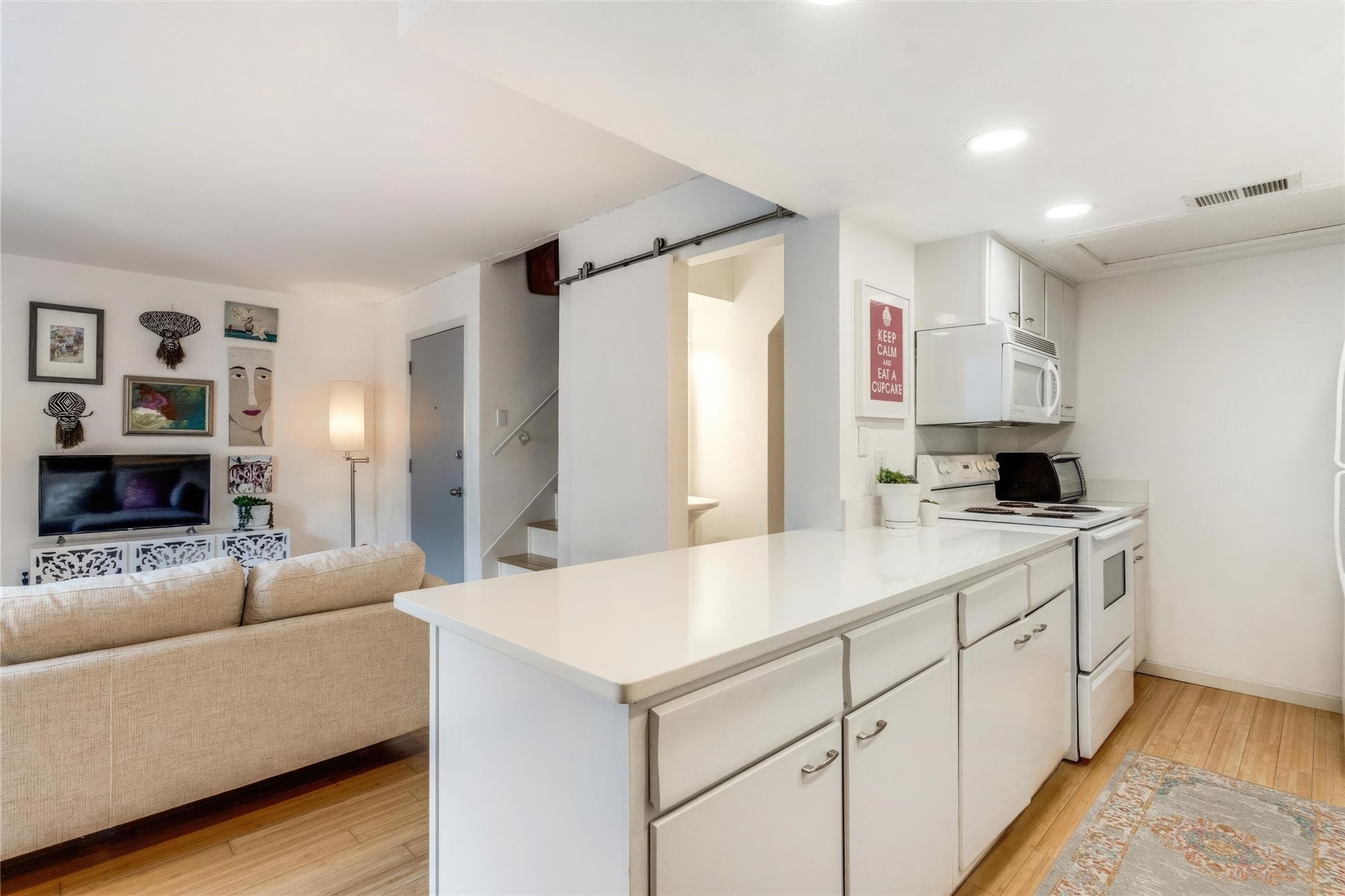 4044 Buena Vista Street Dallas TX 75204