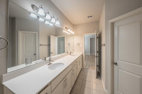 3945 Cascade Sky Drive Arlington TX 76005