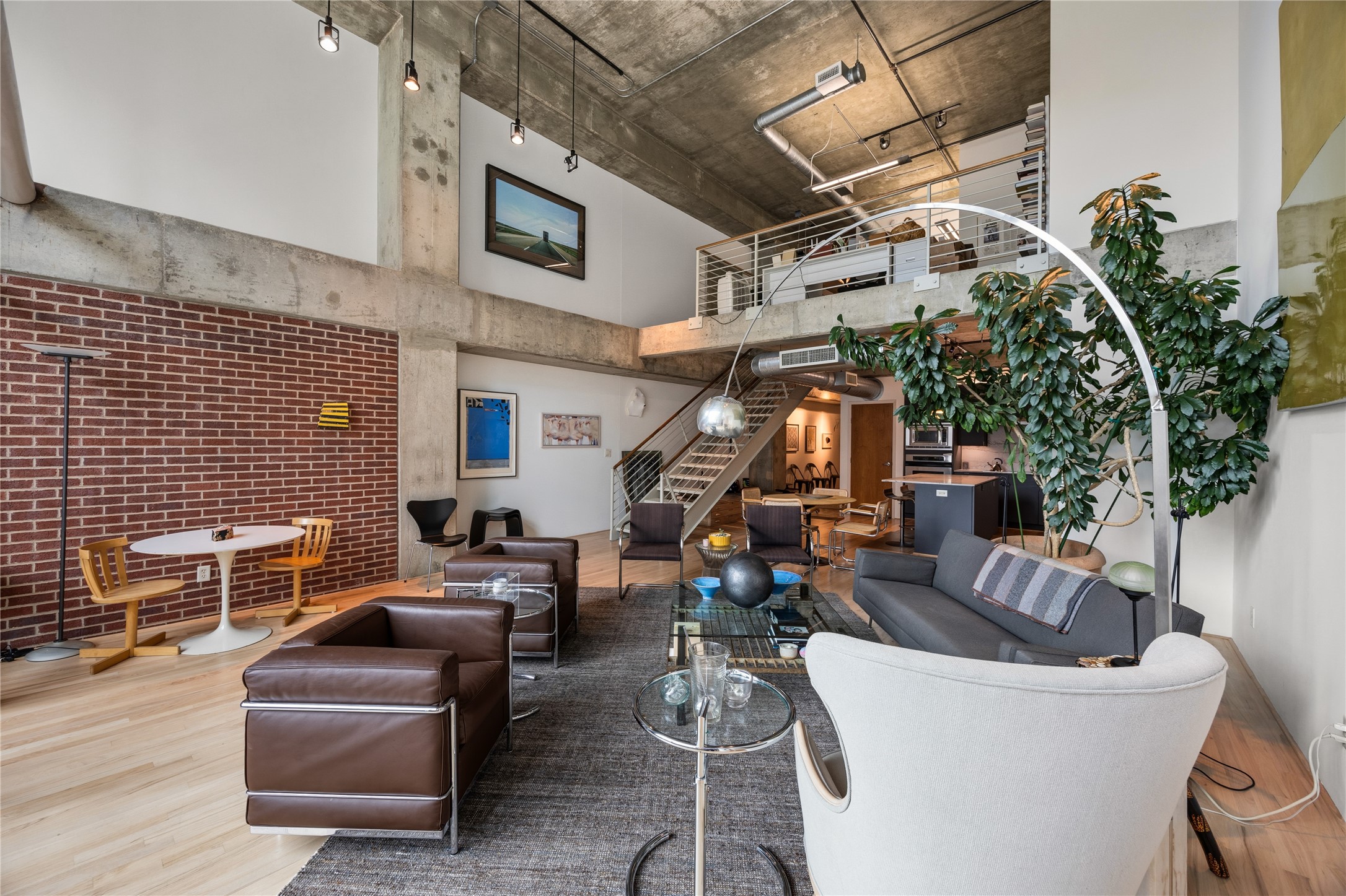 2011 Cedar Springs Dallas TX 75201
