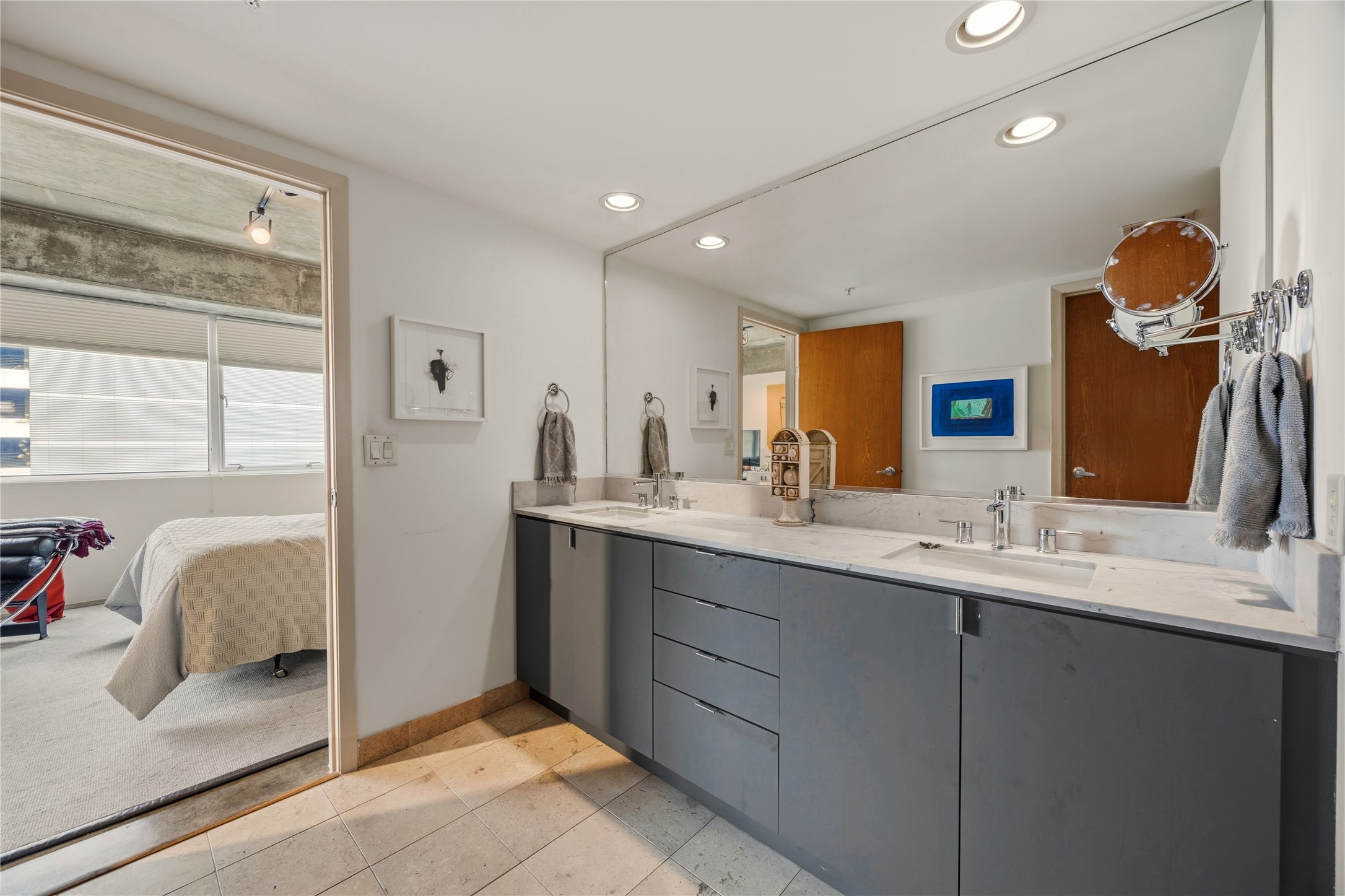 2011 Cedar Springs Dallas TX 75201