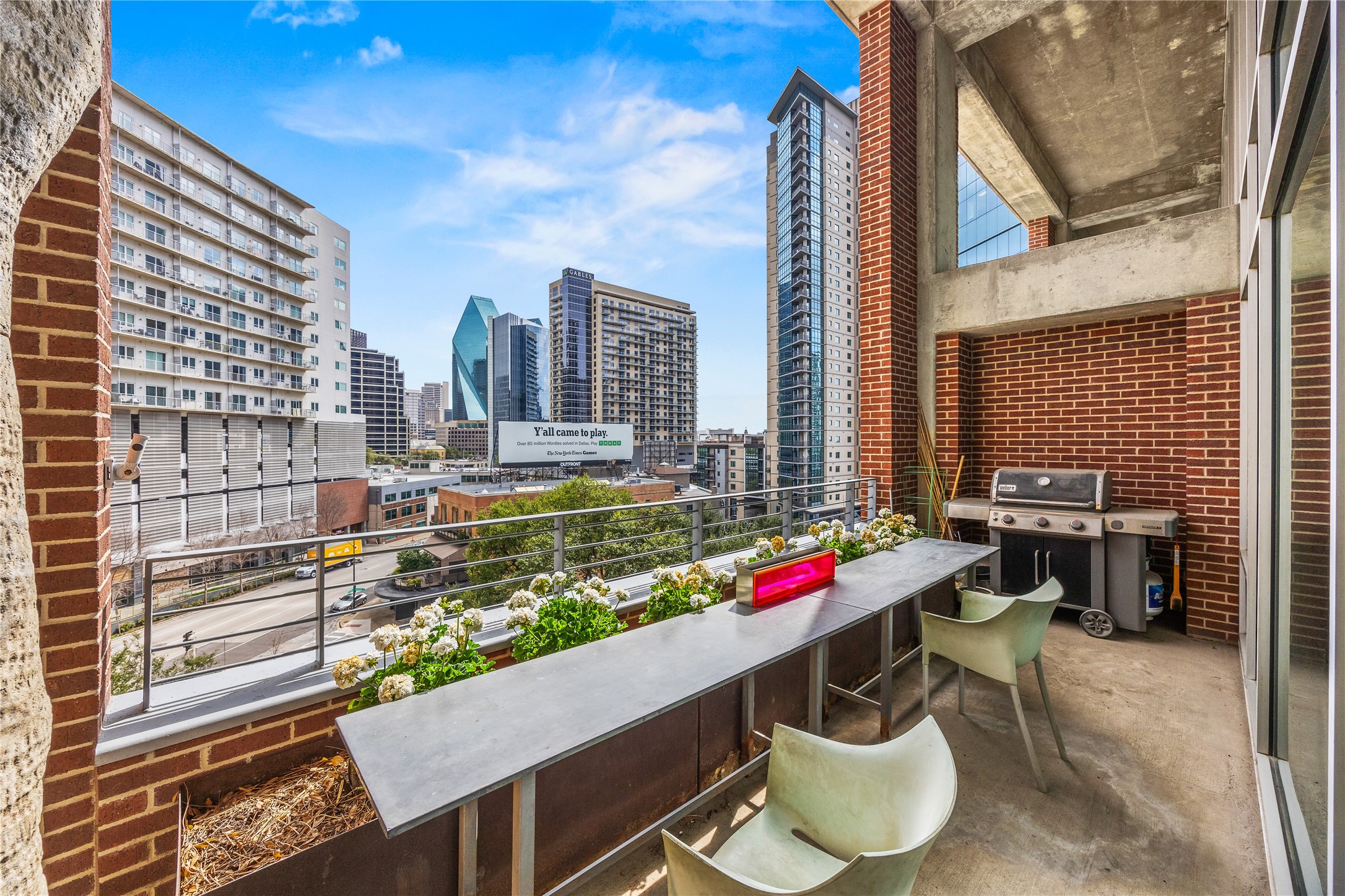 2011 Cedar Springs Dallas TX 75201