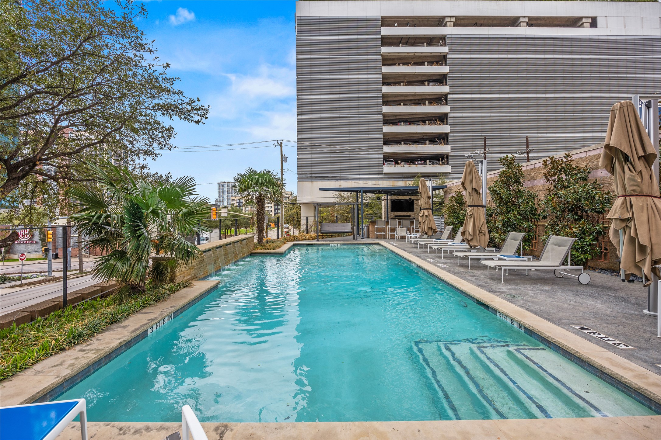 2011 Cedar Springs Dallas TX 75201