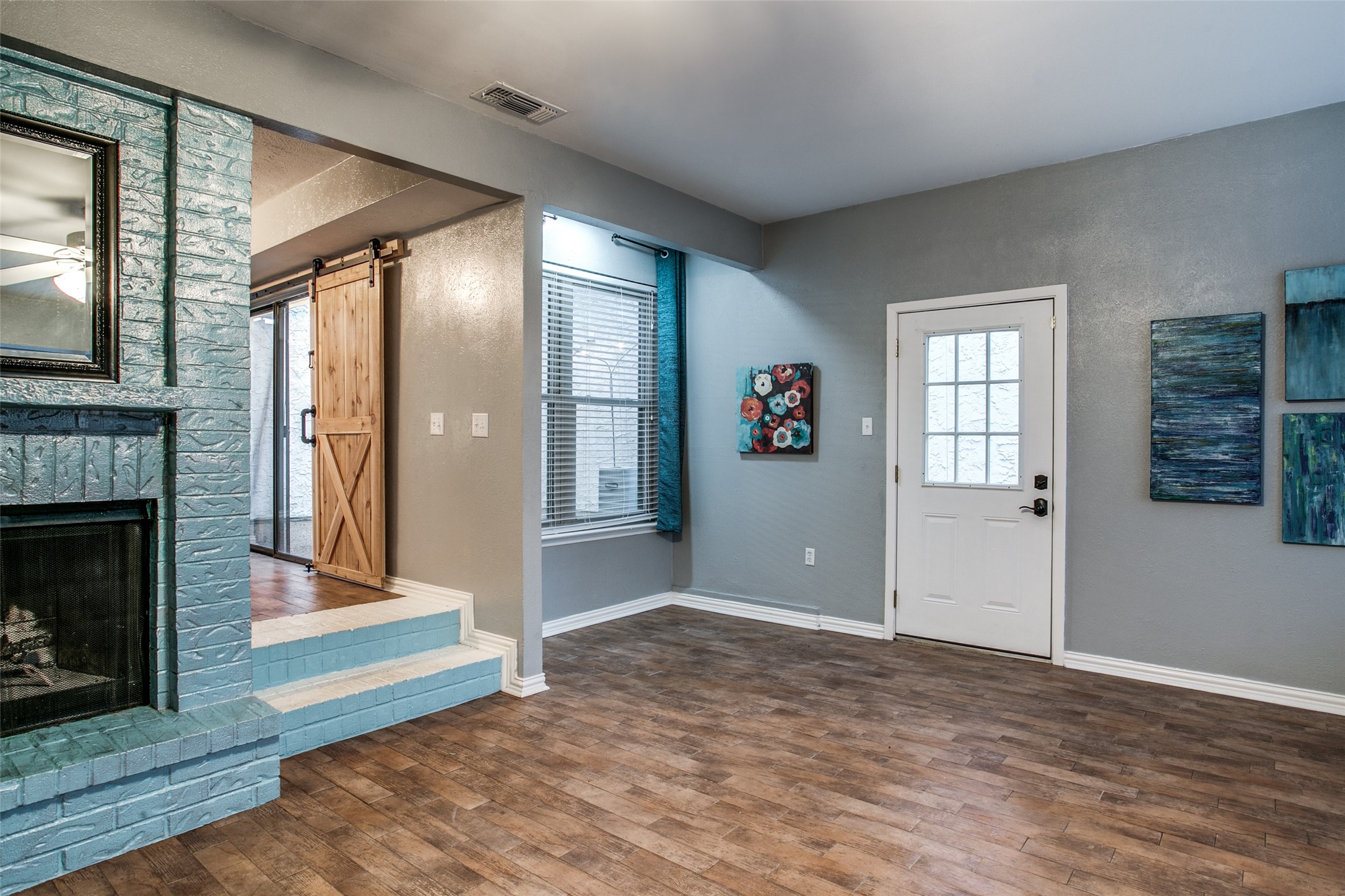 24 Oakbrook Drive Lewisville TX 75057
