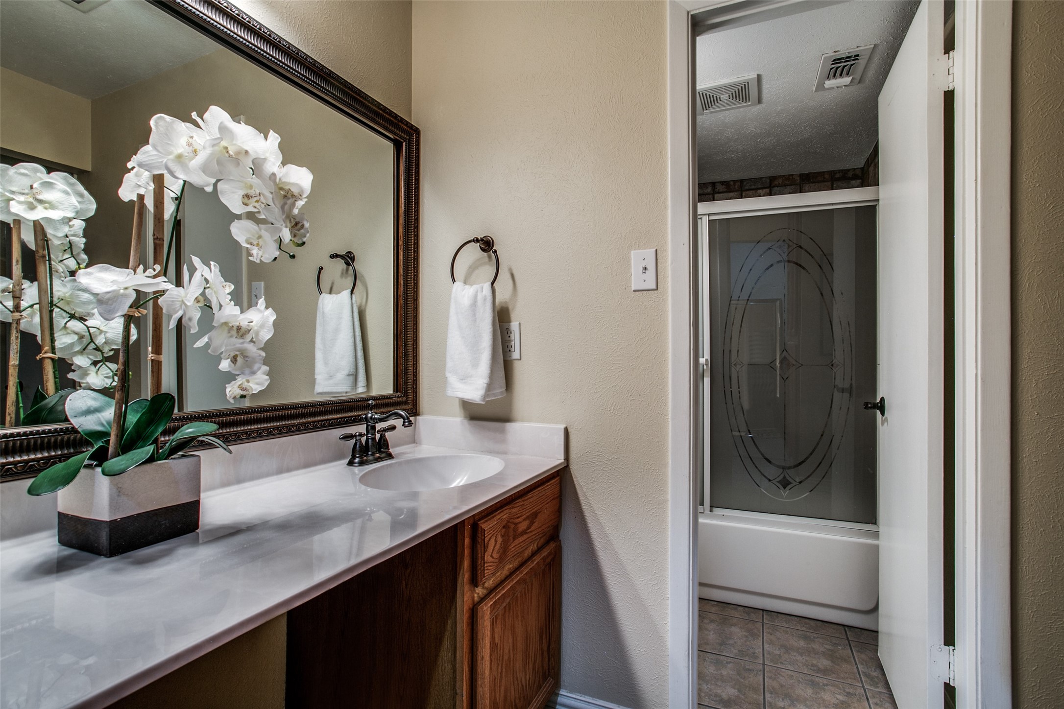 24 Oakbrook Drive Lewisville TX 75057