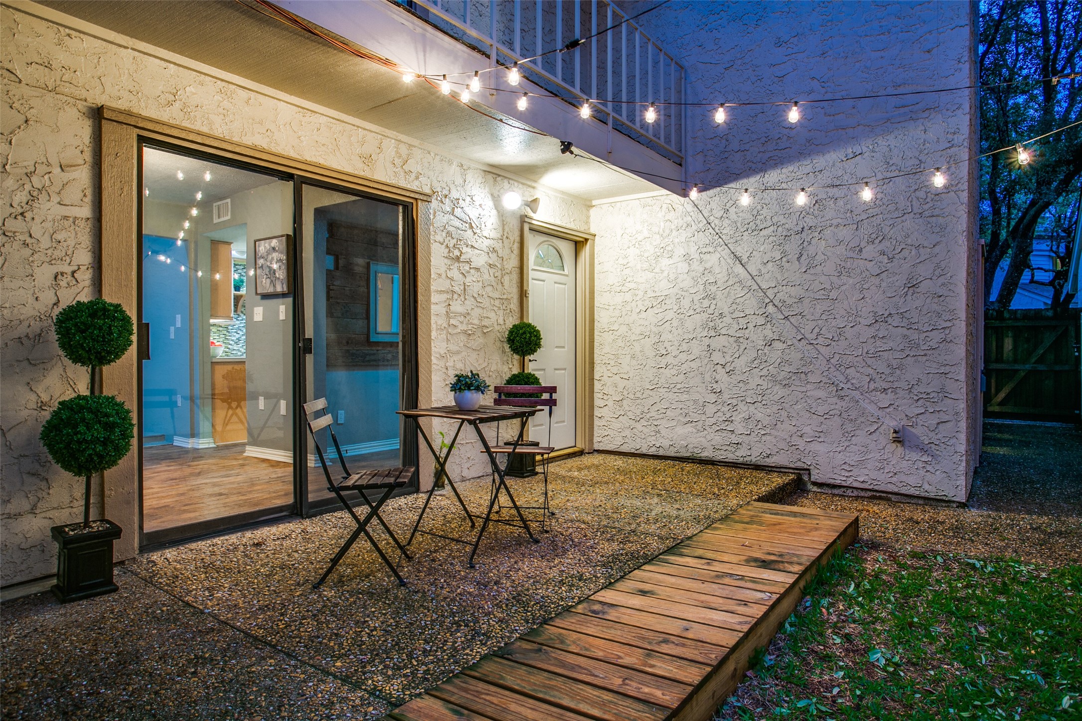 24 Oakbrook Drive Lewisville TX 75057