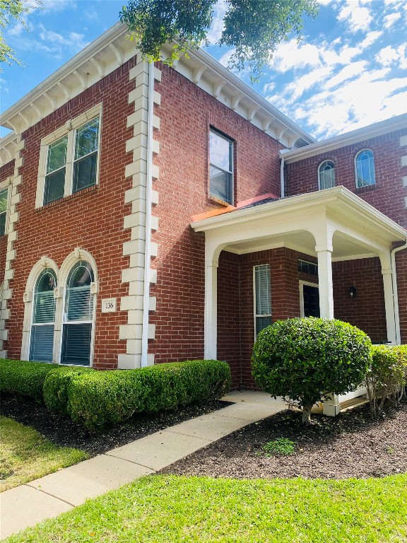 136 Henrietta Street Lewisville TX 75057