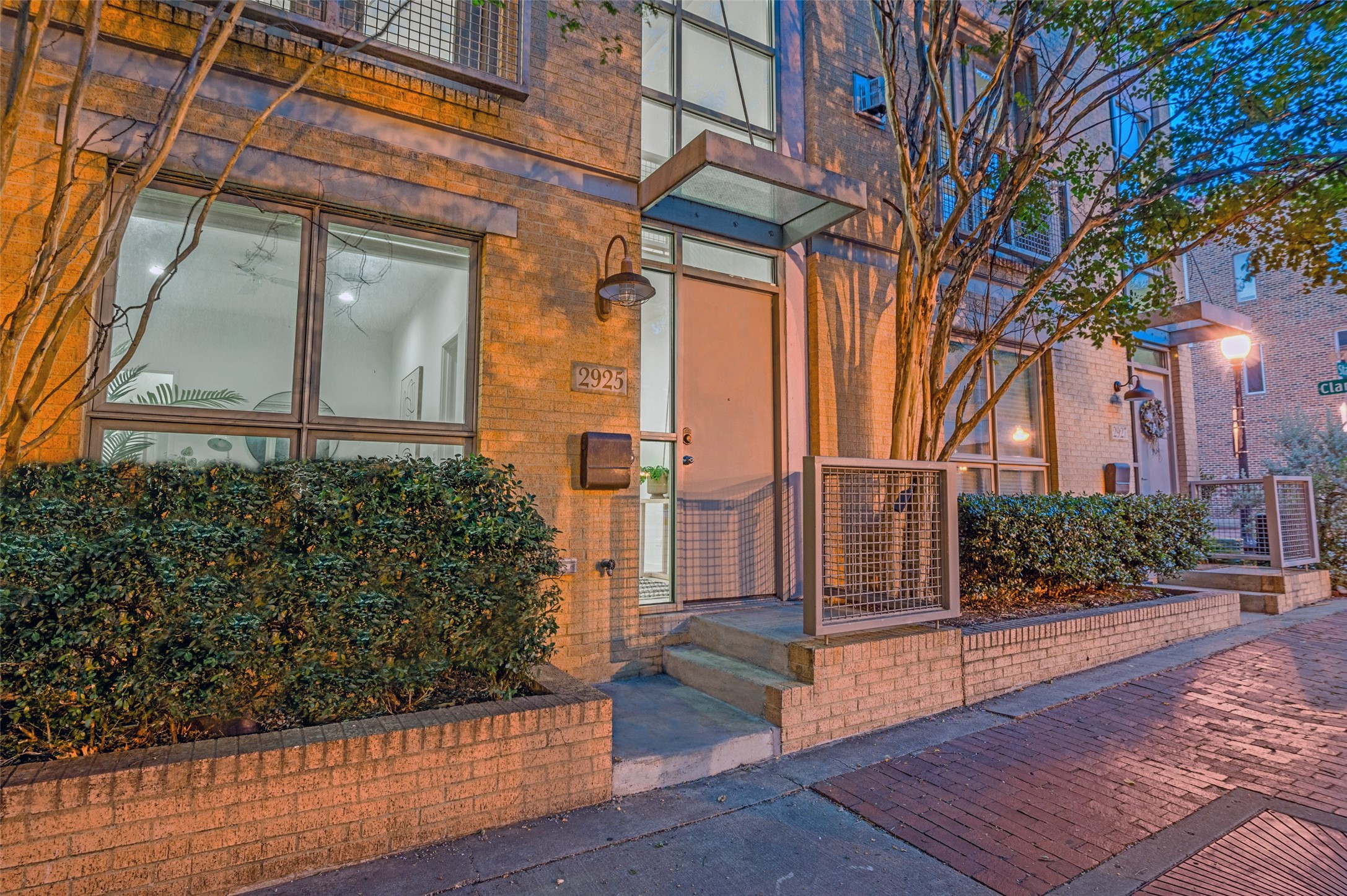 2925 State Street Dallas TX 75204